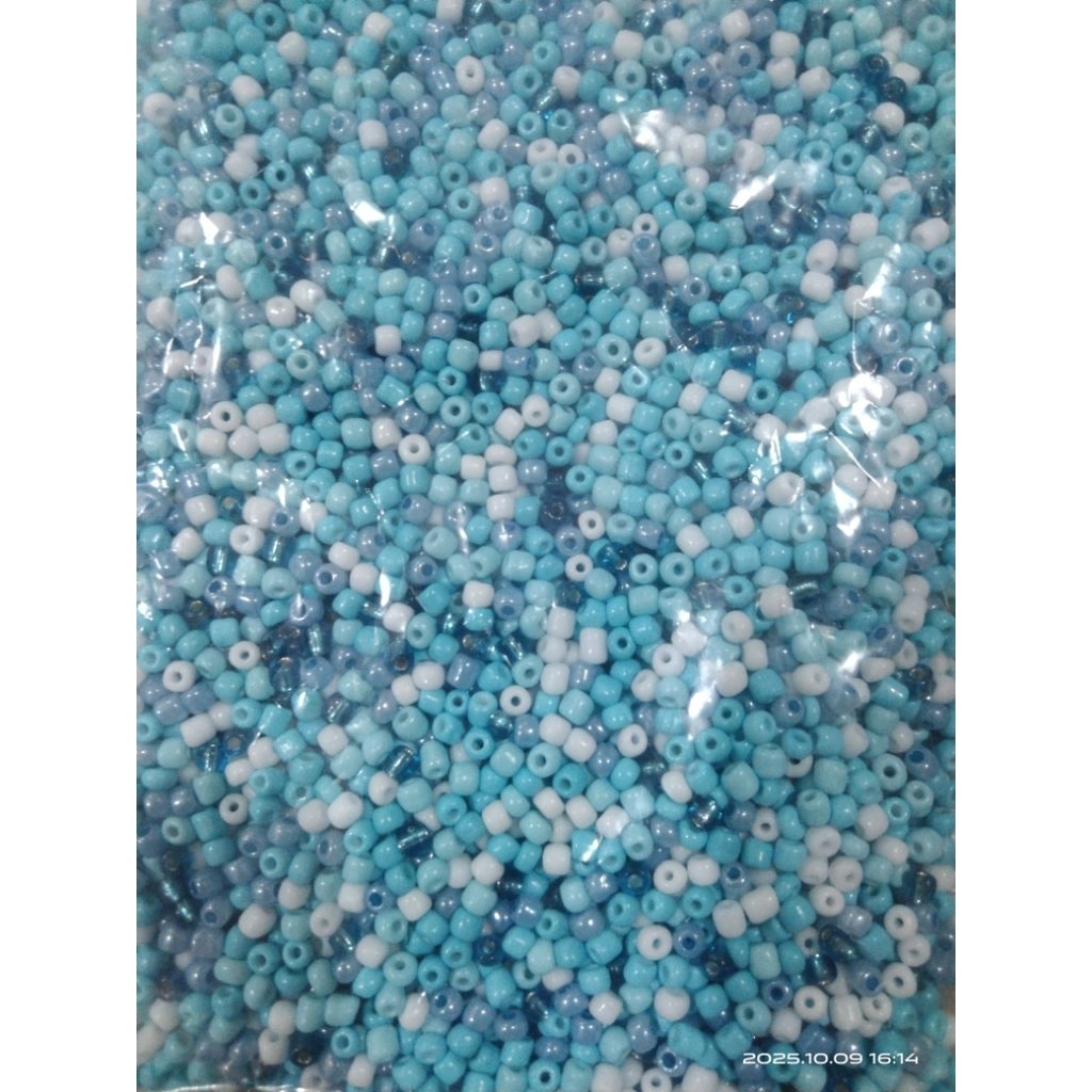1 pon manik/ mote pasir O 5 warna