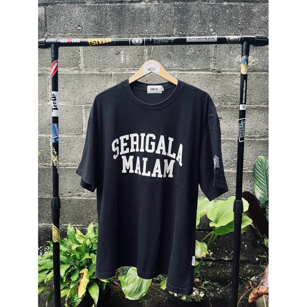 TS / KAOS SERIGALA MALAM X FAMILIAS OFFICIAL MERCH