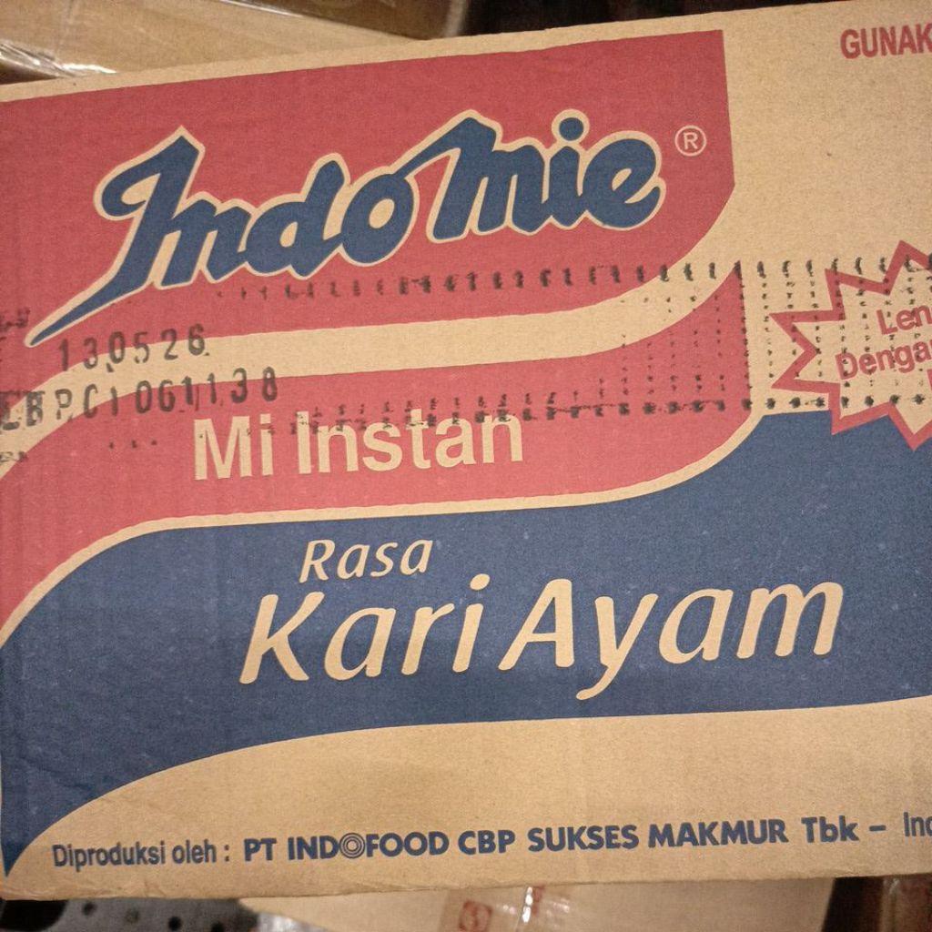 Indomie kari ayam 1 dus
