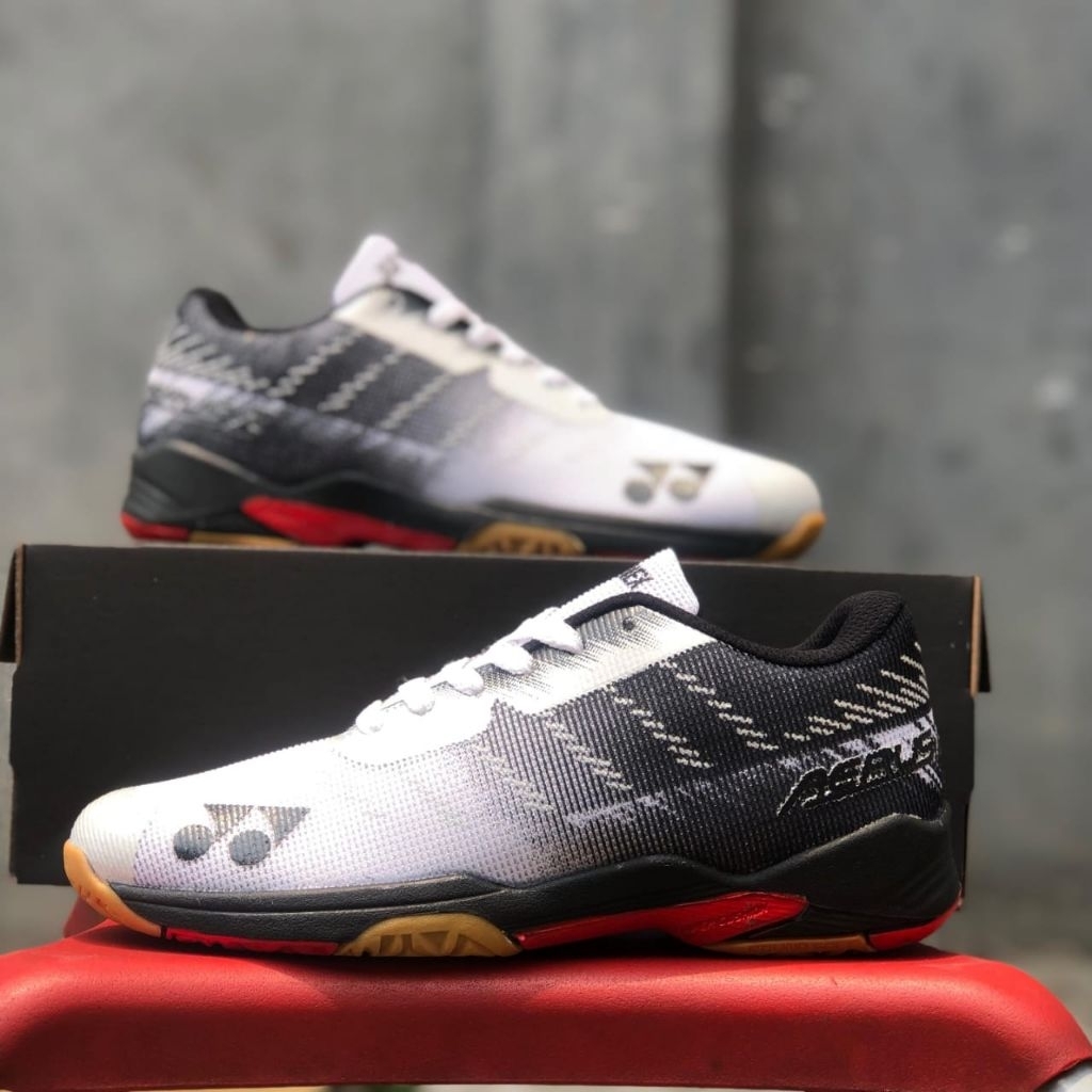Sepatu Badminton Wanita Yonex Aerus Z Hitam - Sepatu Olahraga Bulutangkis Cewek Terbaru