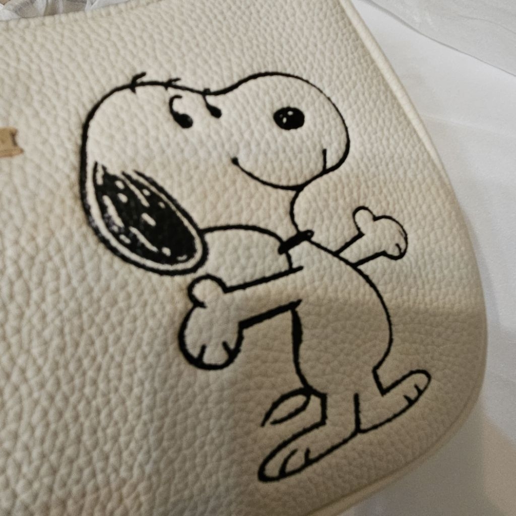 Snoopy wallet dompet / tote bag / handbag / sling bag Snoopy New Ready Snoopy Dompet Lipat tote bag 