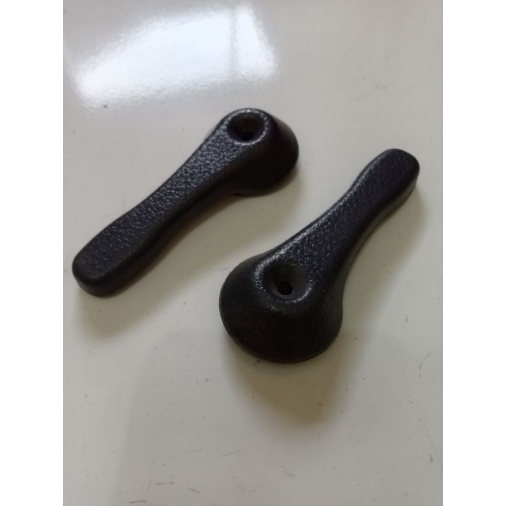 knop jok belakang Nissan Terrano original