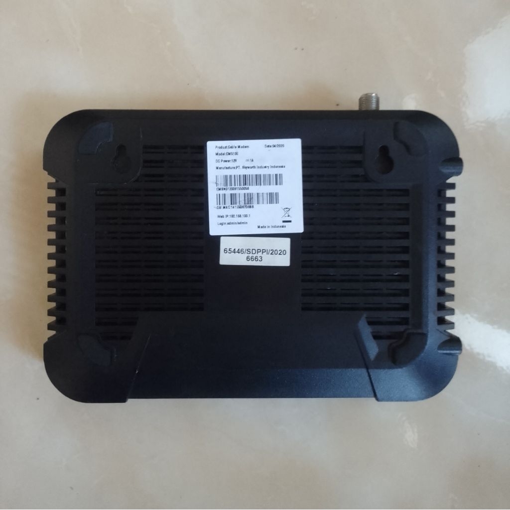 CABLE MODEM CM5100