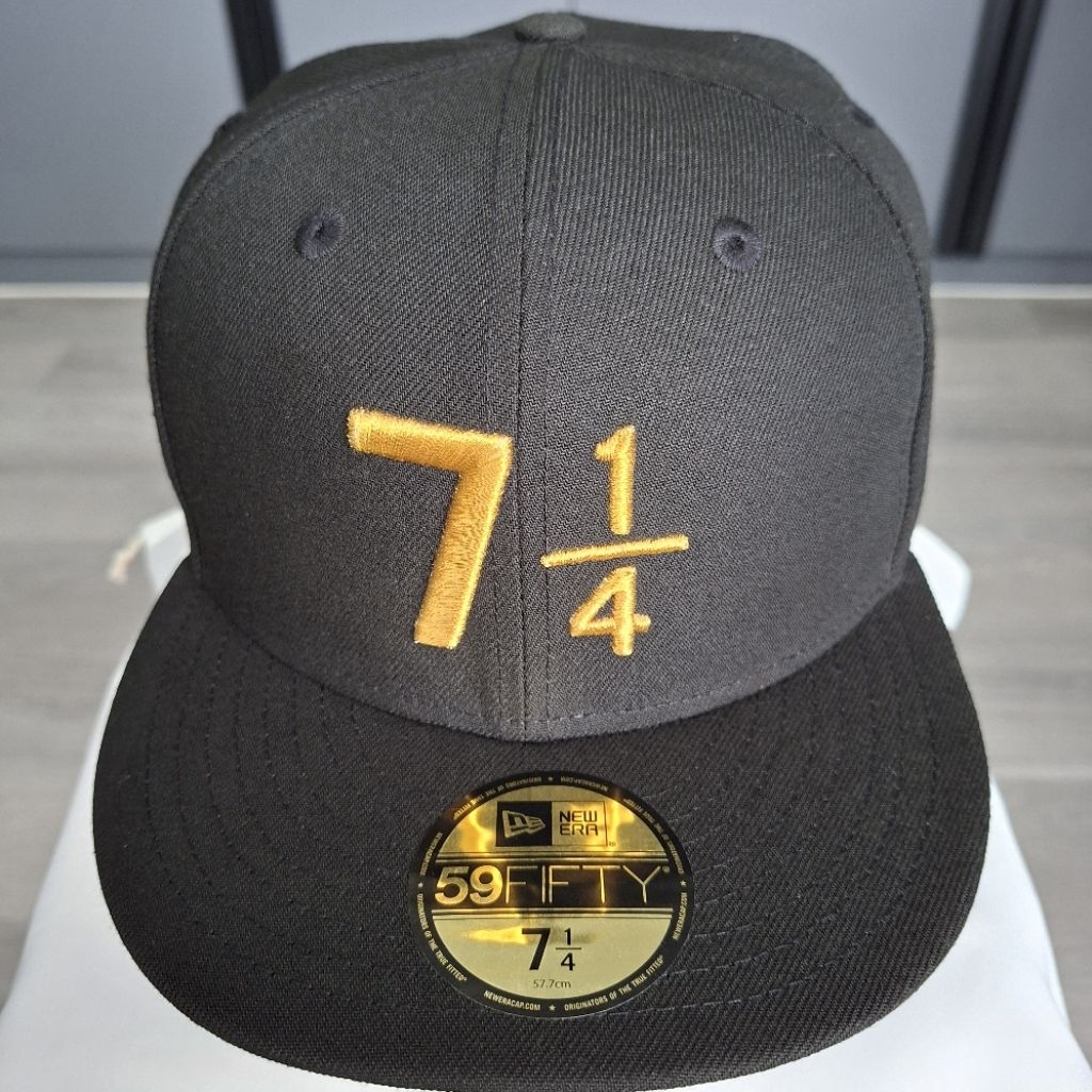 59FIFTY DAY SIZING 7 1/4 x New Era 59FIFTY