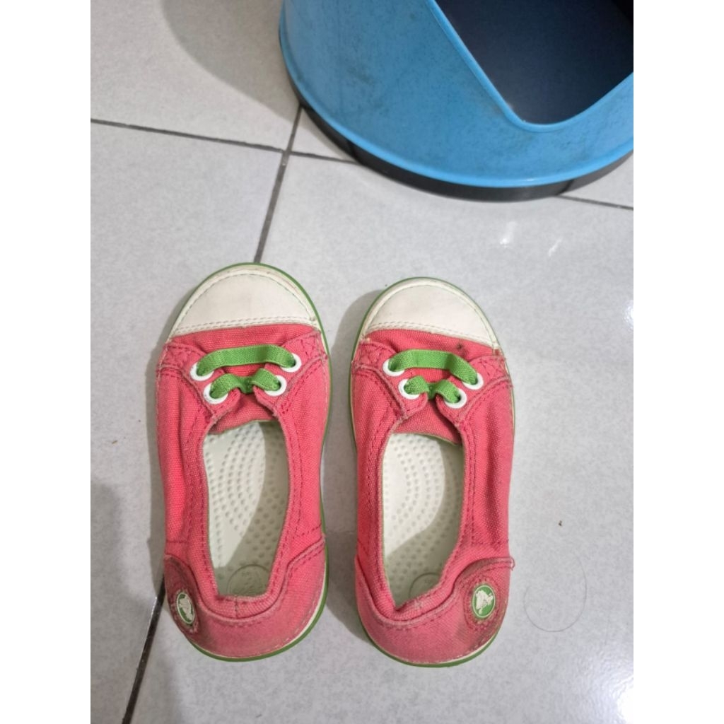 crocs preloved pink