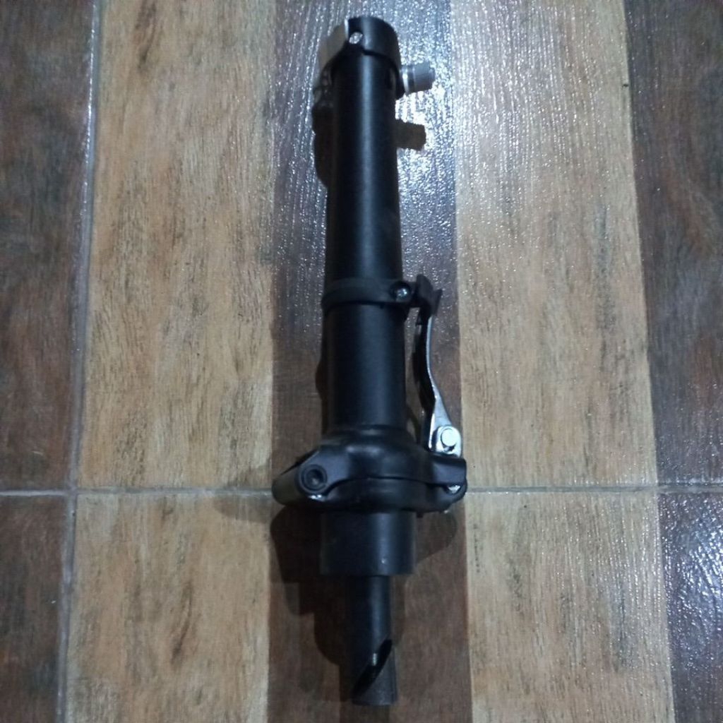 Tiang stang/handlepost sepeda lipat