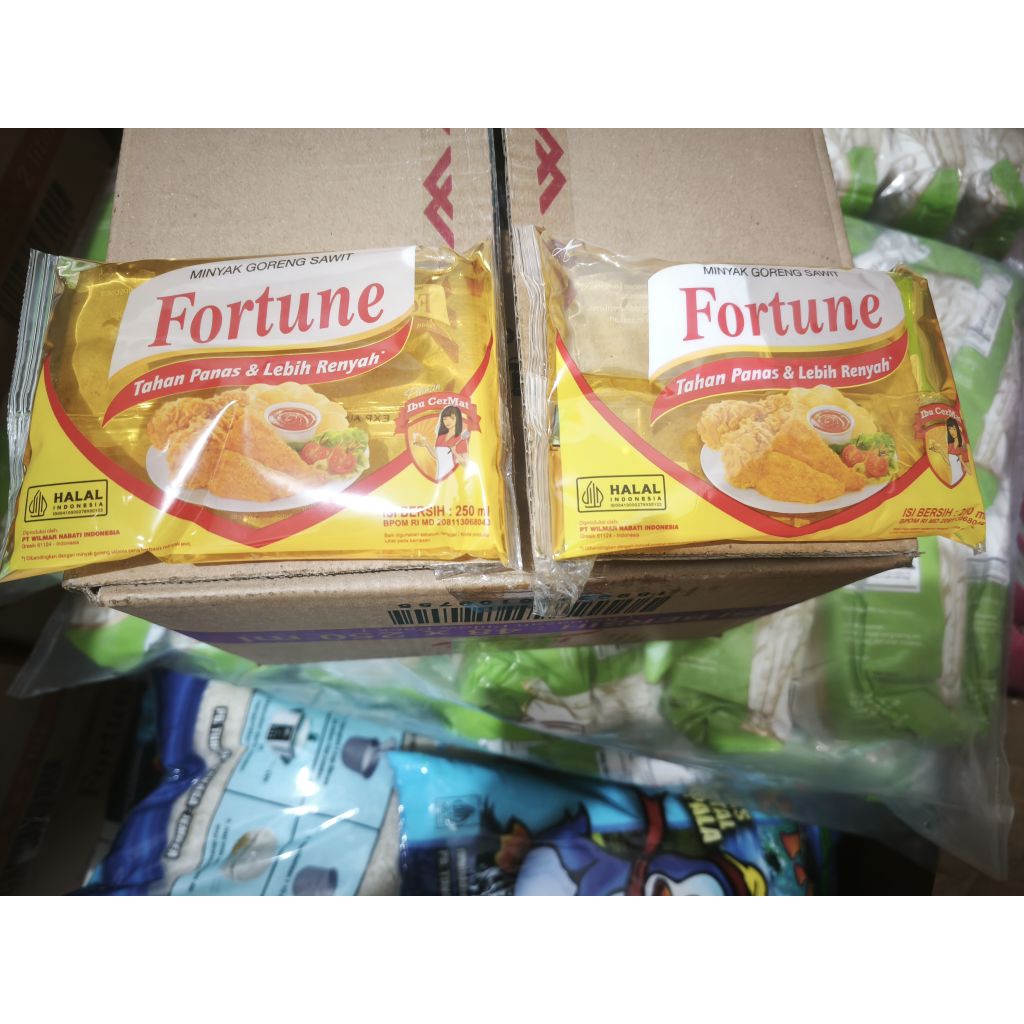 Minyak goreng premium Fortune kemasan pillow 250ml kartonan