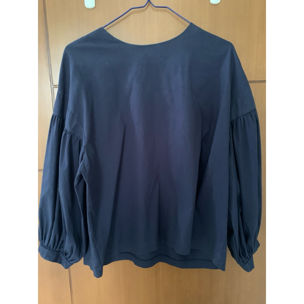 Preloved navy blouse