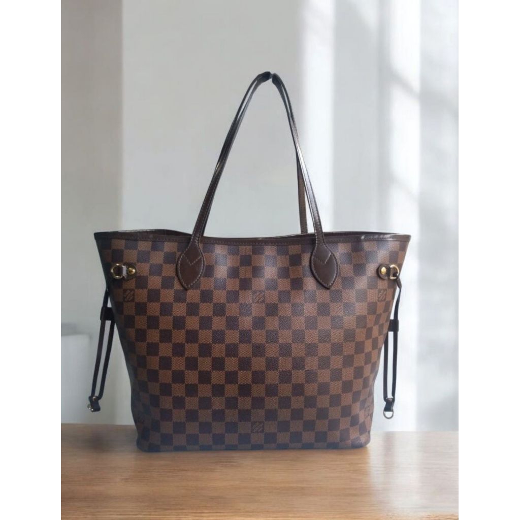 LV Neverfull Damier MM 2021 Preloved