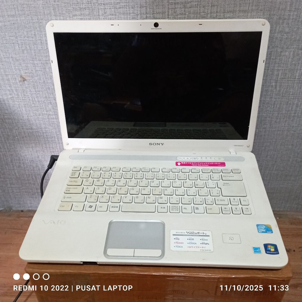 Laptop Sony Vaio PCG-7184N Core Duo Kondisi mati gambling unit Lcd15,in mulus gak ada carger