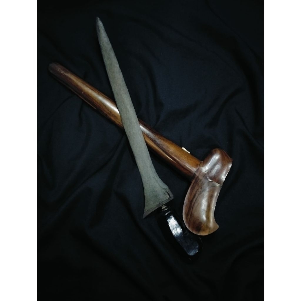 Keris Sepuh Tilam Upih Pamor Keleng Tangguh Tuban Tua Kuno