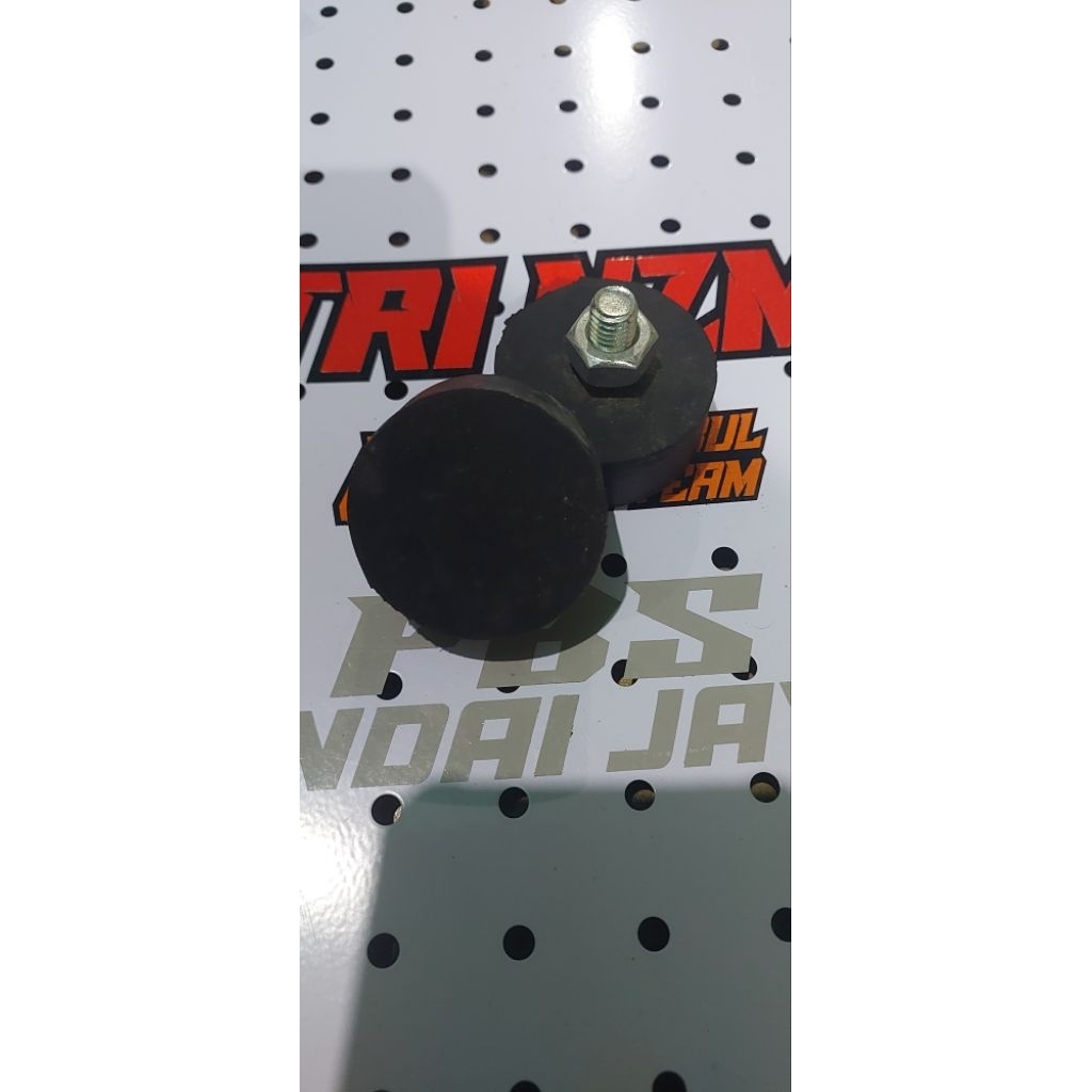 KARET MOUNTING KARET PONDASI  L: 5 Cm T: 2 Cm Baut: 17