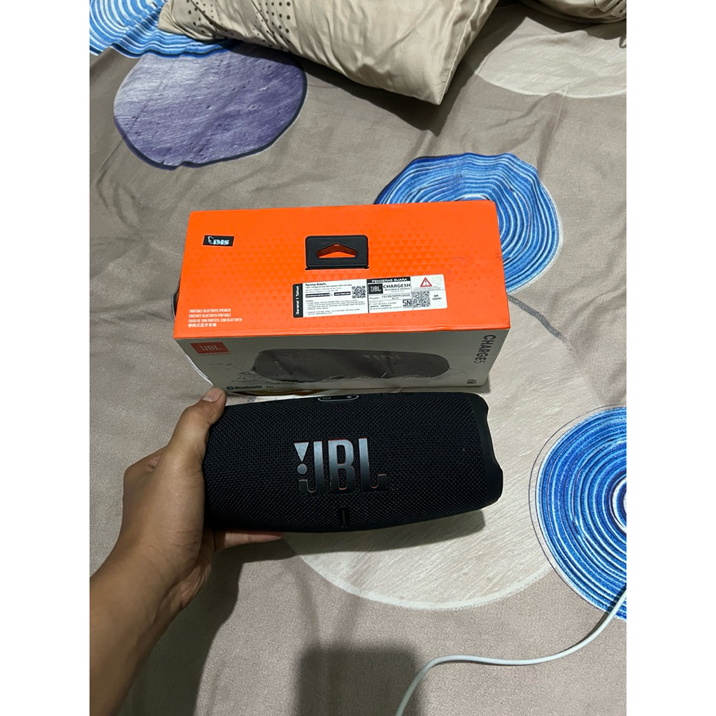 JBL charge 5