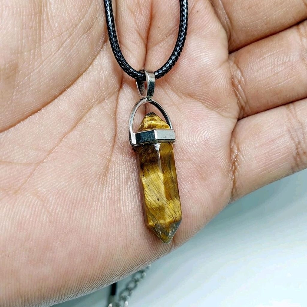 Kalung liontin tiger eye piramide /biduri sepah asli batu natural tali korea halus