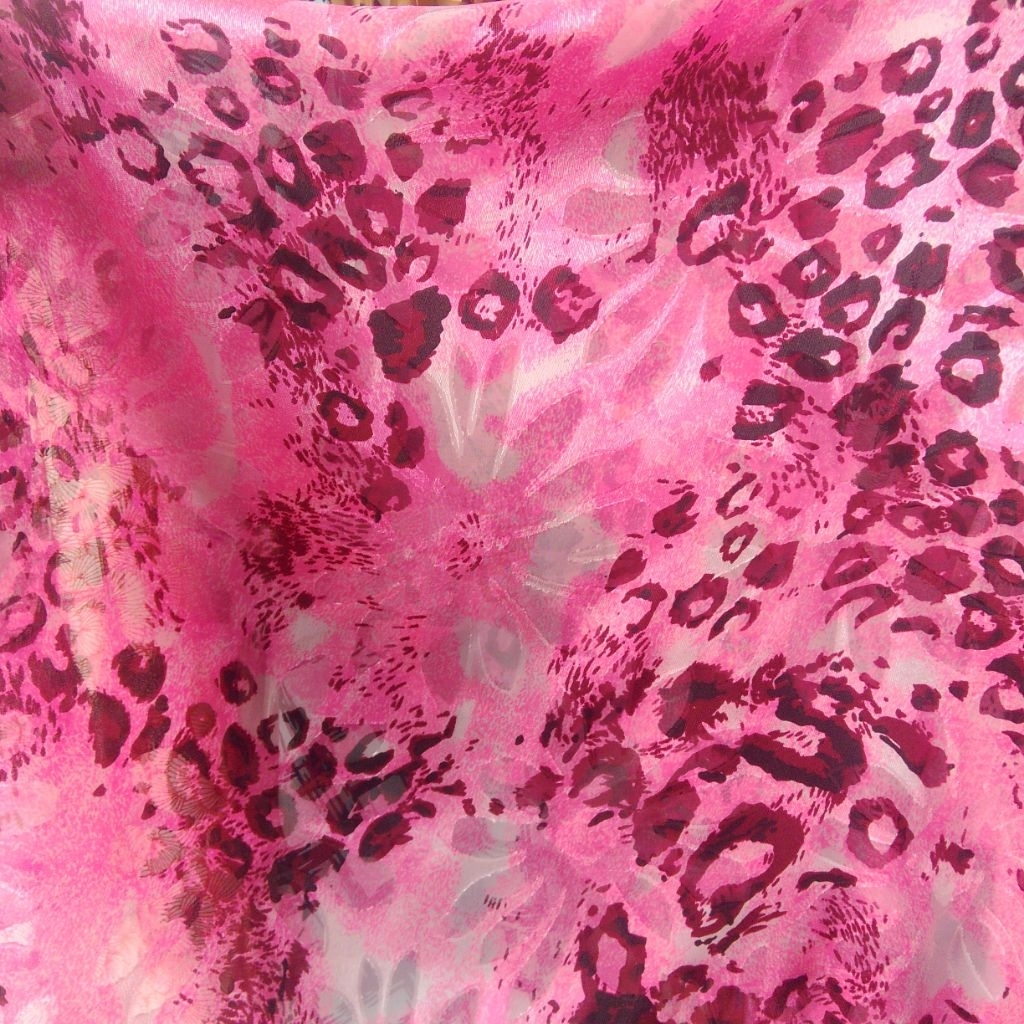 Kain Sifon Uragiri Motif Bunga Floral Pink Fanta Mix Leopard | Bahan Sifon Ceruty Premium Print | Me