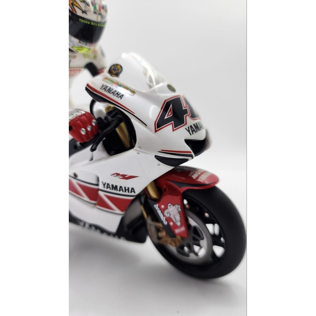 Altaya 1/12 Rossi Yamaha 60Th aniversary with figure