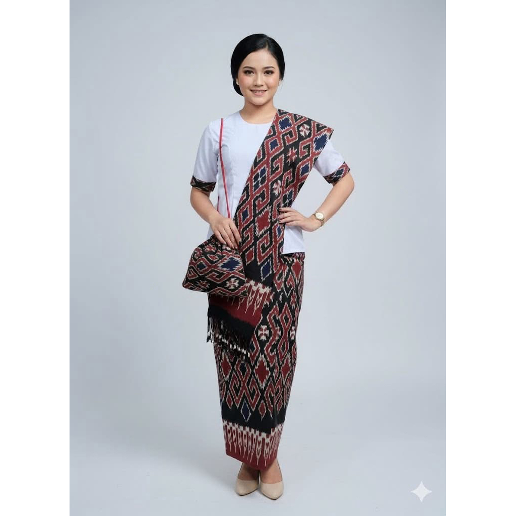 SET BAJU WANITA ADAT TORAJA SLENDANG DAN TAS