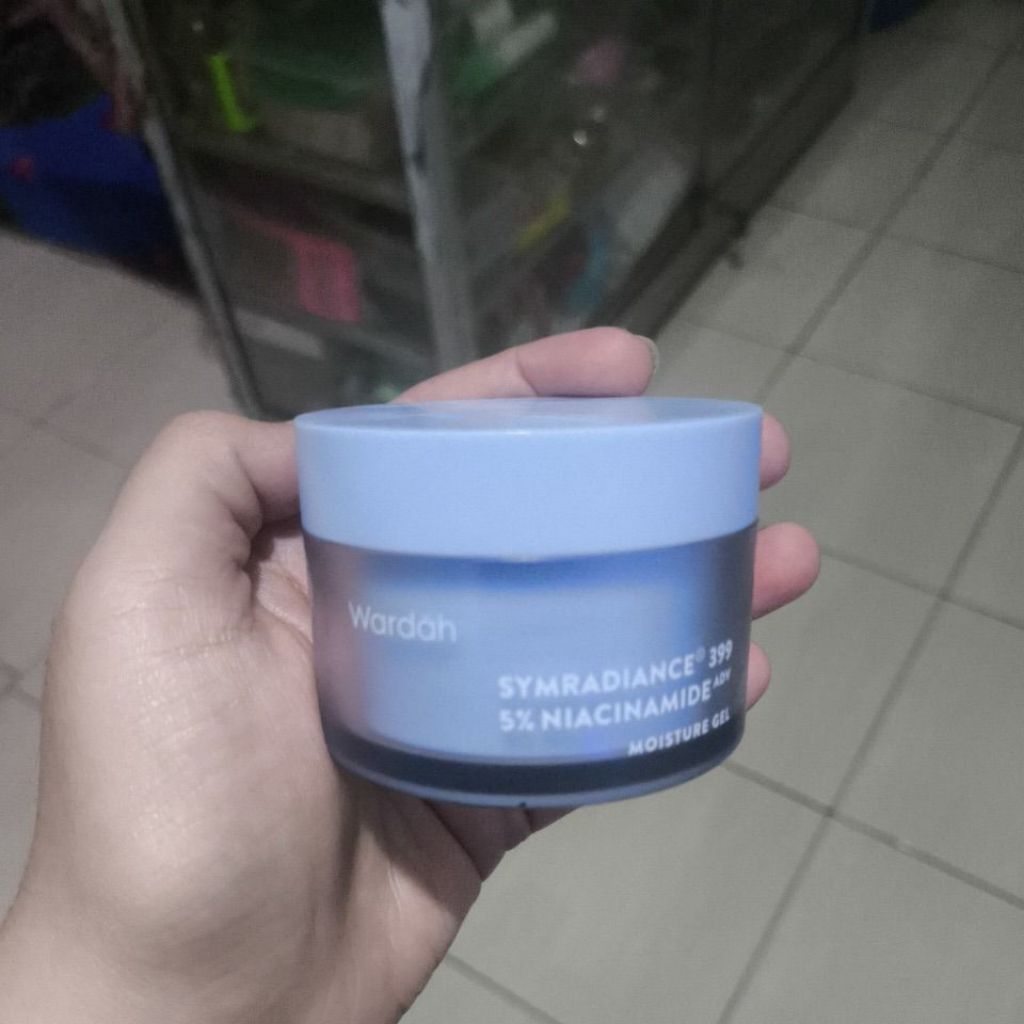WARDAH MOIZTURIZER