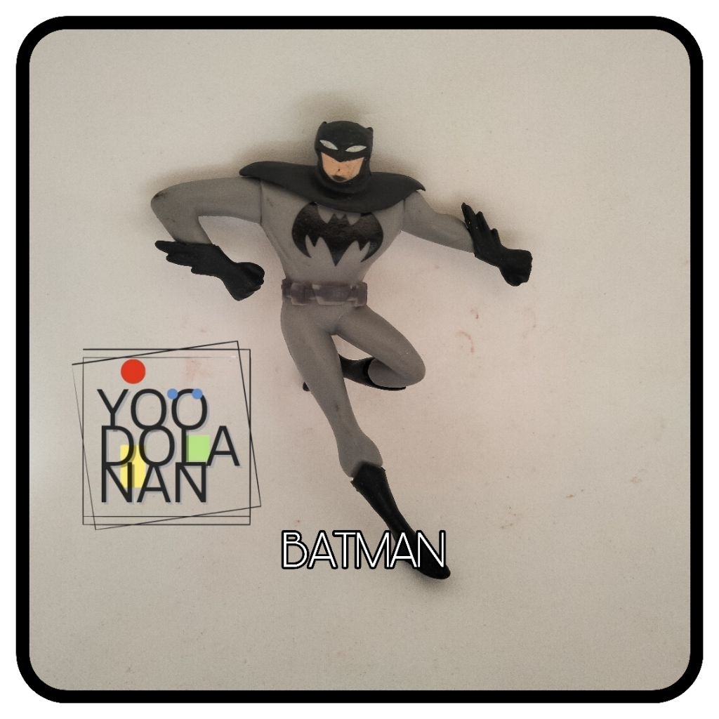 BATMAN FIGURE