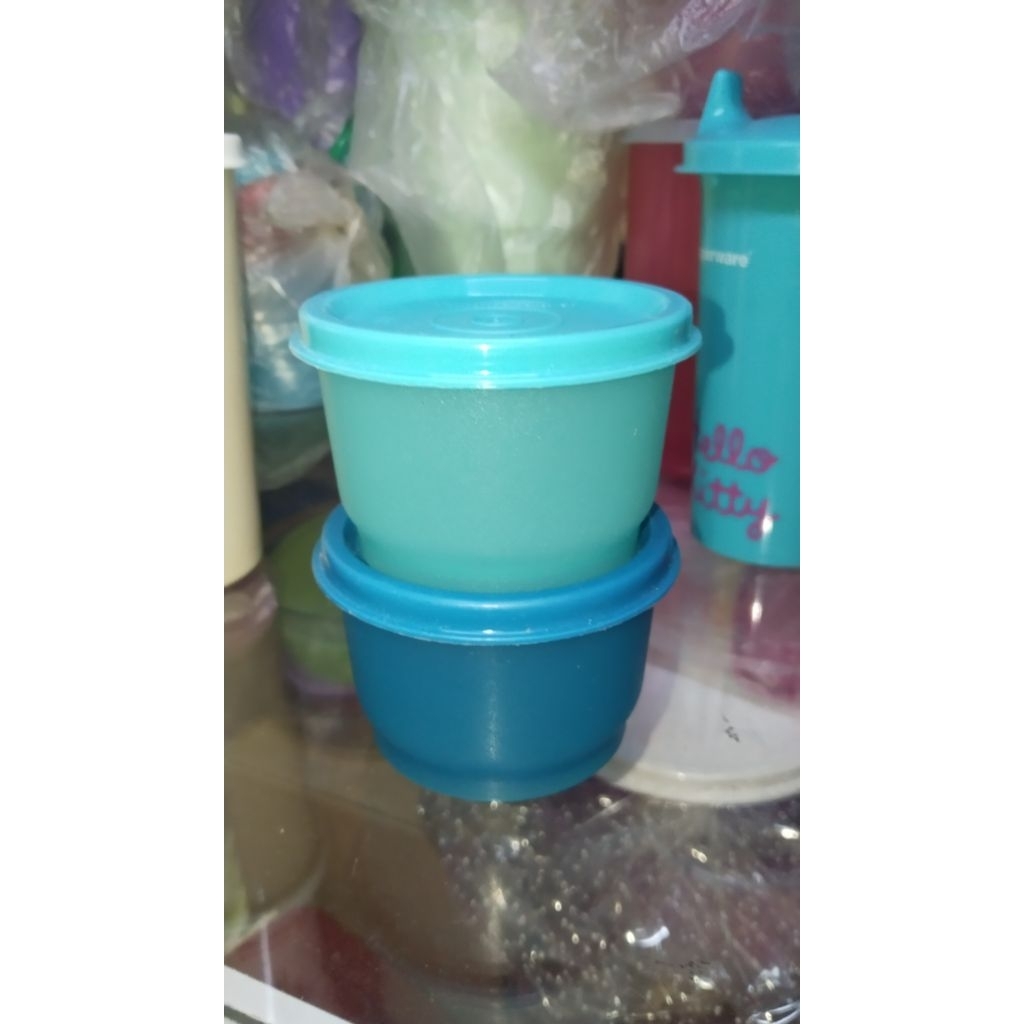 snack cup tupperware