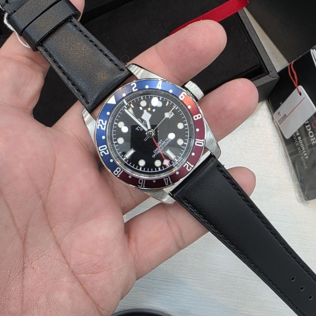 Tudor Black Bay GMT “Pepsi Bezel” – Automatic Watch (Black Dial / Leather Strap)
