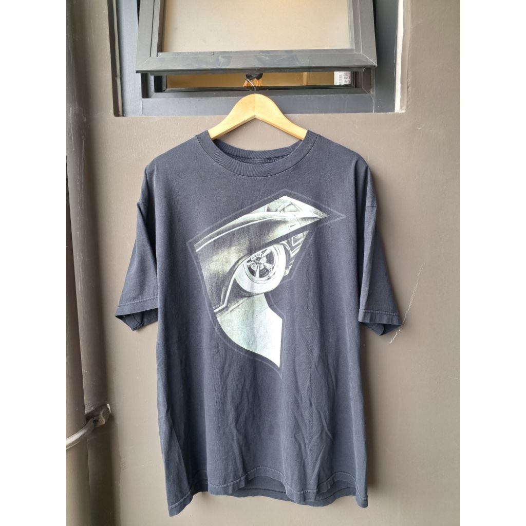 Kaos Famous Star and Straps