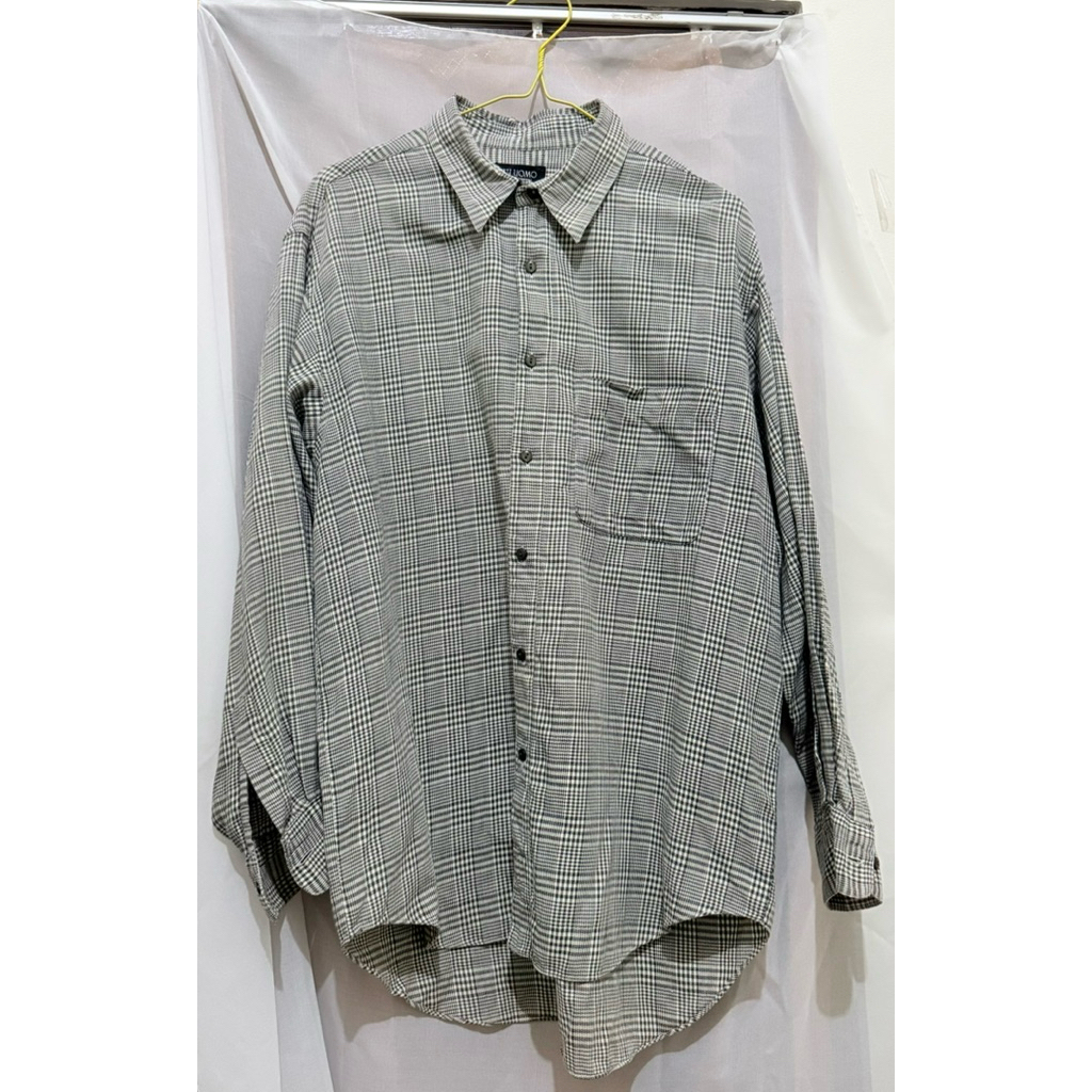 Kemeja Pria Motif Garis