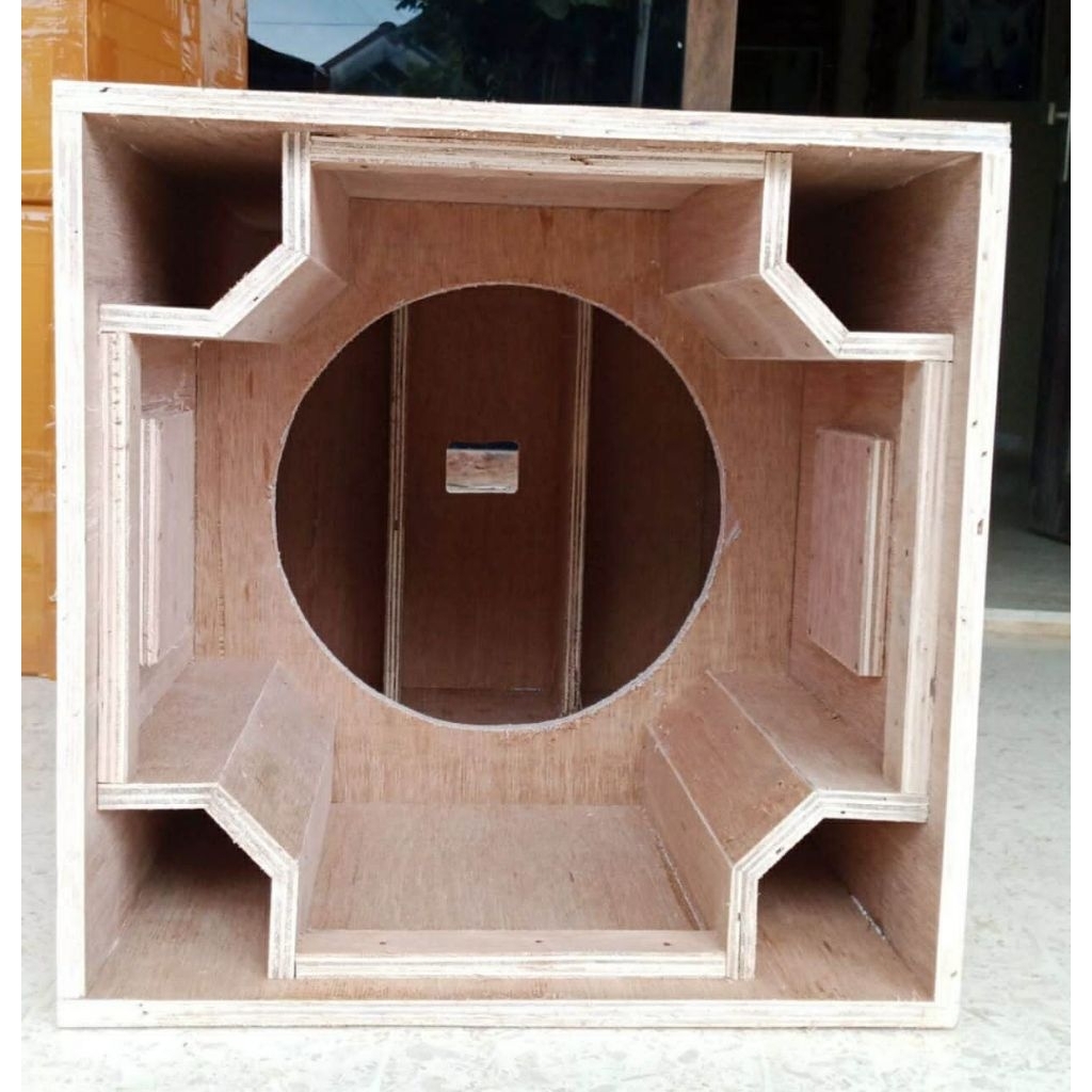 box speaker planar 18inch mentahan
