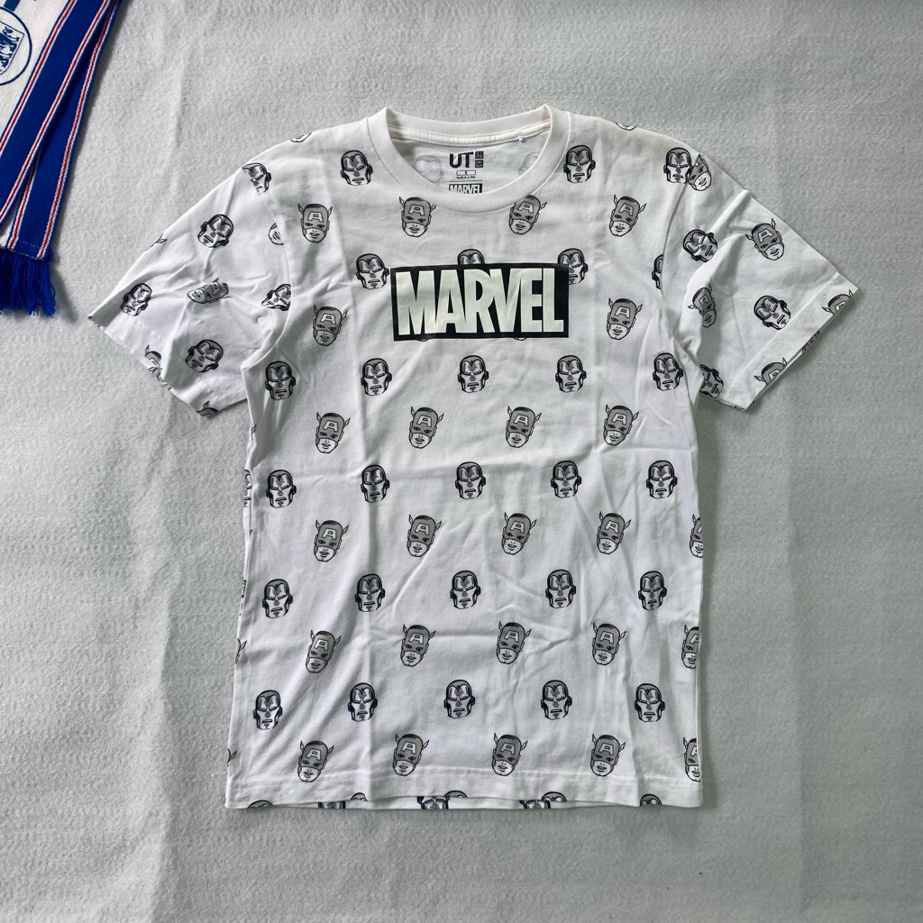 Tshirt Uniqlo UT x Marvel