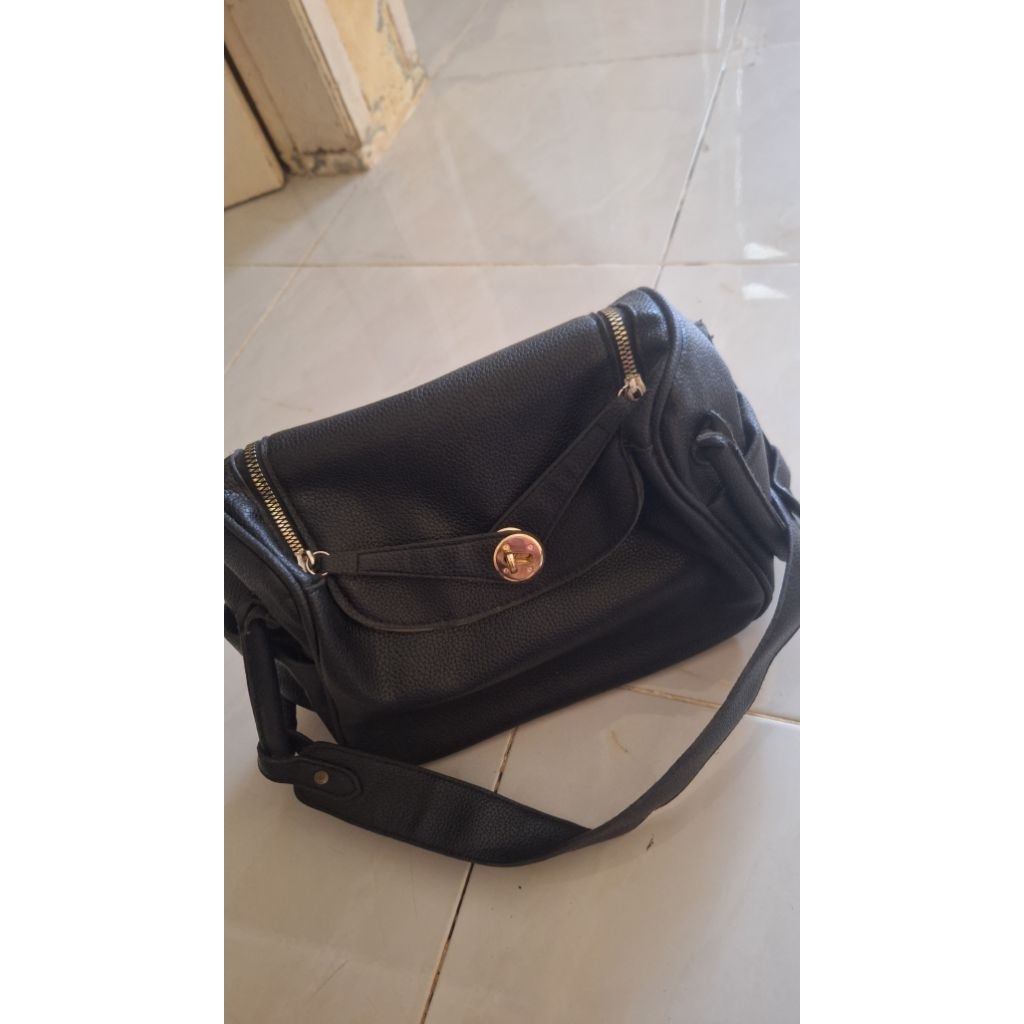 preloved TAS LINDY