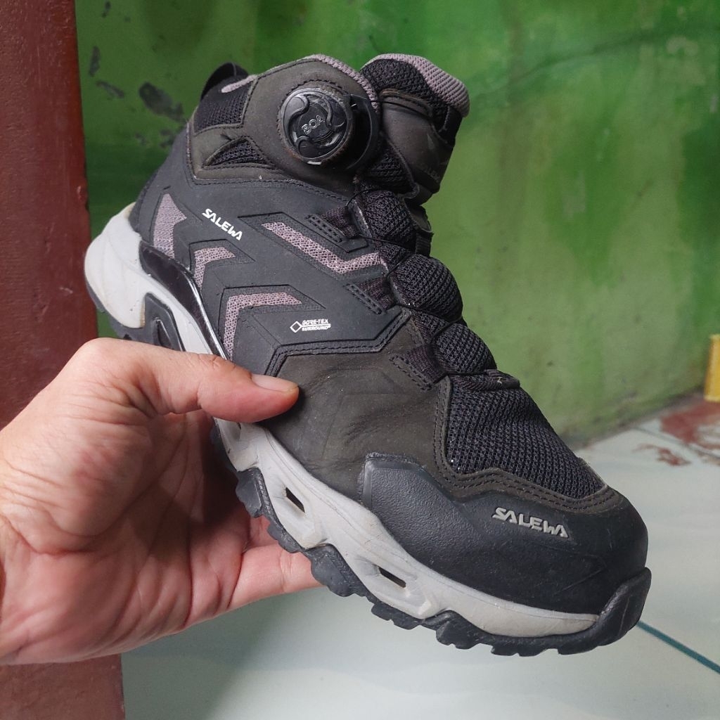 salewa goretex sepatu treking outdoor hiking gunung trail runing