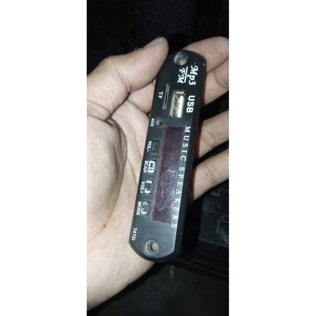 Modul Radio FM USB second copotan dari perangkat audio elektronik normal siap pakai