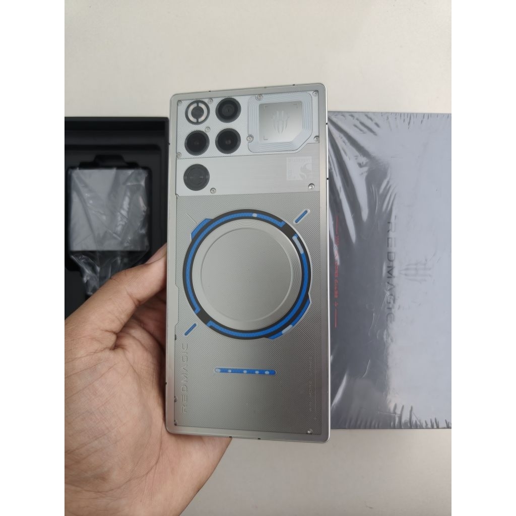 ZTE Nubia RedMagic 11 Pro 16/512GB Fullset Second No Minus