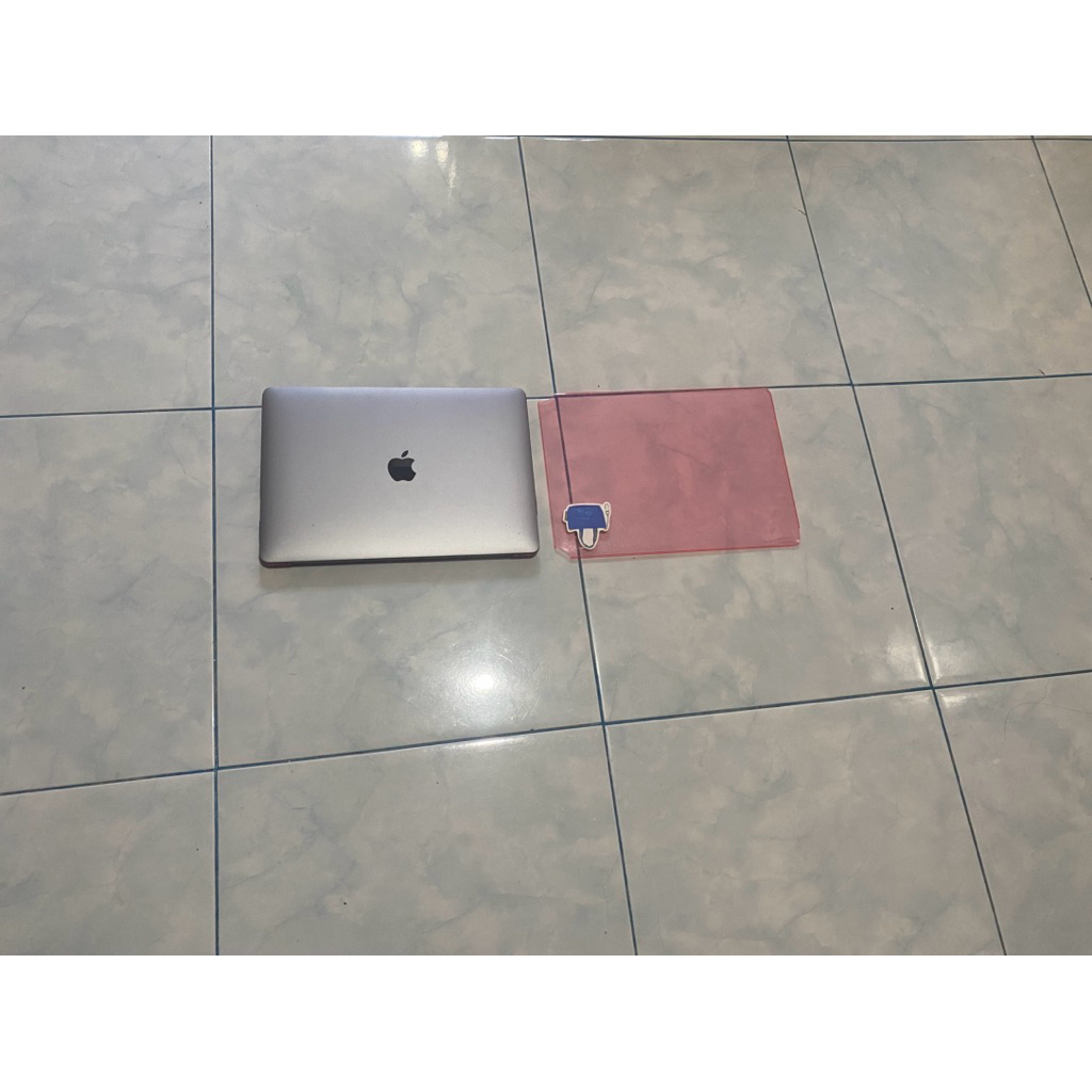 Macbook air M1 8/256 ibox khusus daerah bandar lampung sekitarnya