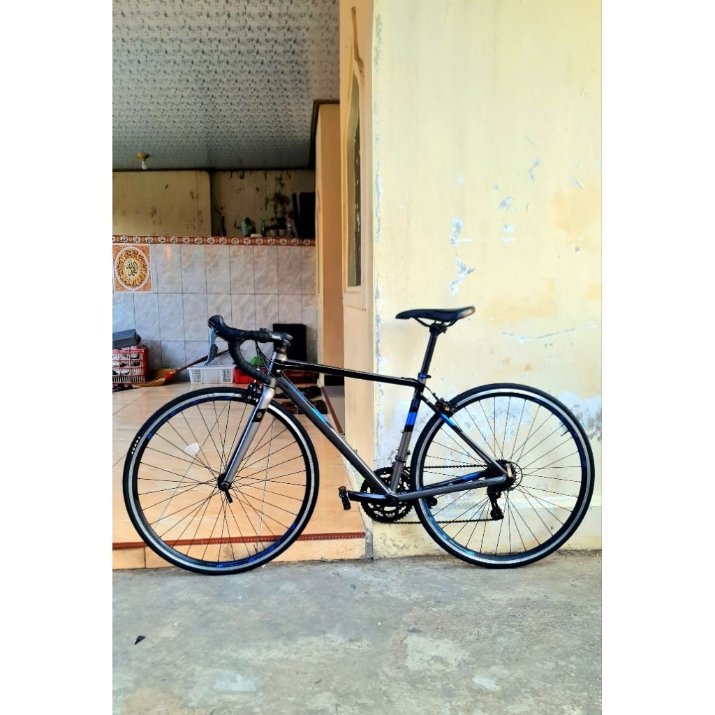 polygon Strattos S2