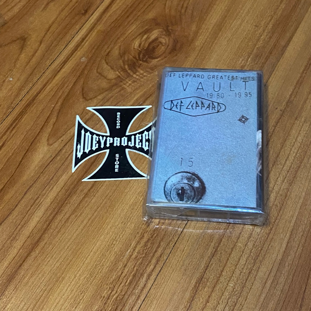 kaset def leppard - vault