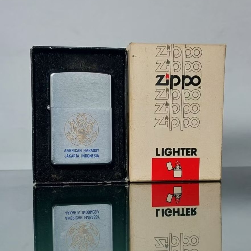 ZIPPO AMERICAN EMBASSY JAKARTA, INDONESIA  RARE ITEM  TAHUN 1980