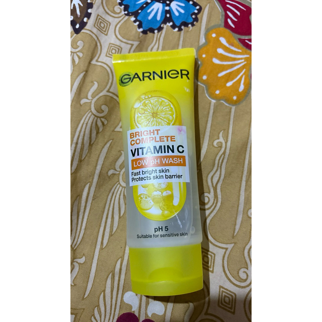 facial wash garnier