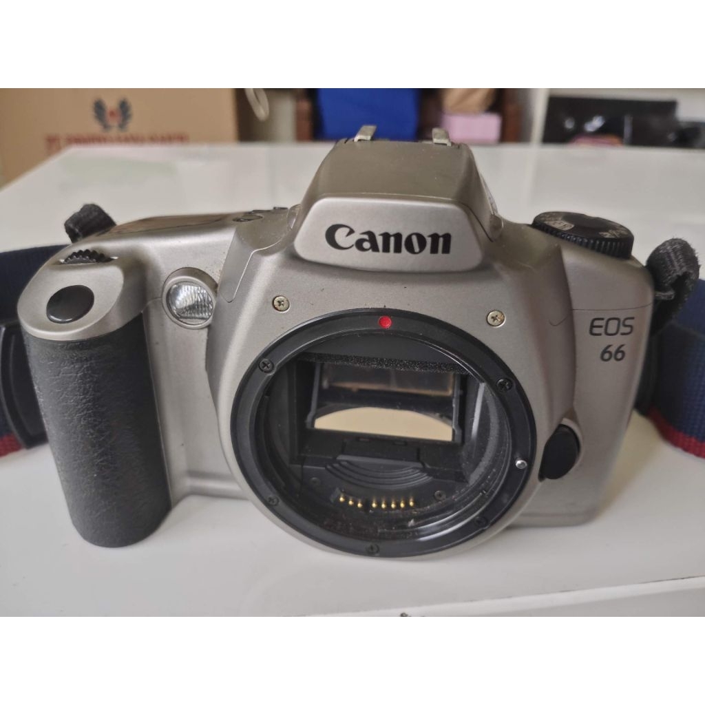 Kamera analog CANON EOS 66 (body+strap)