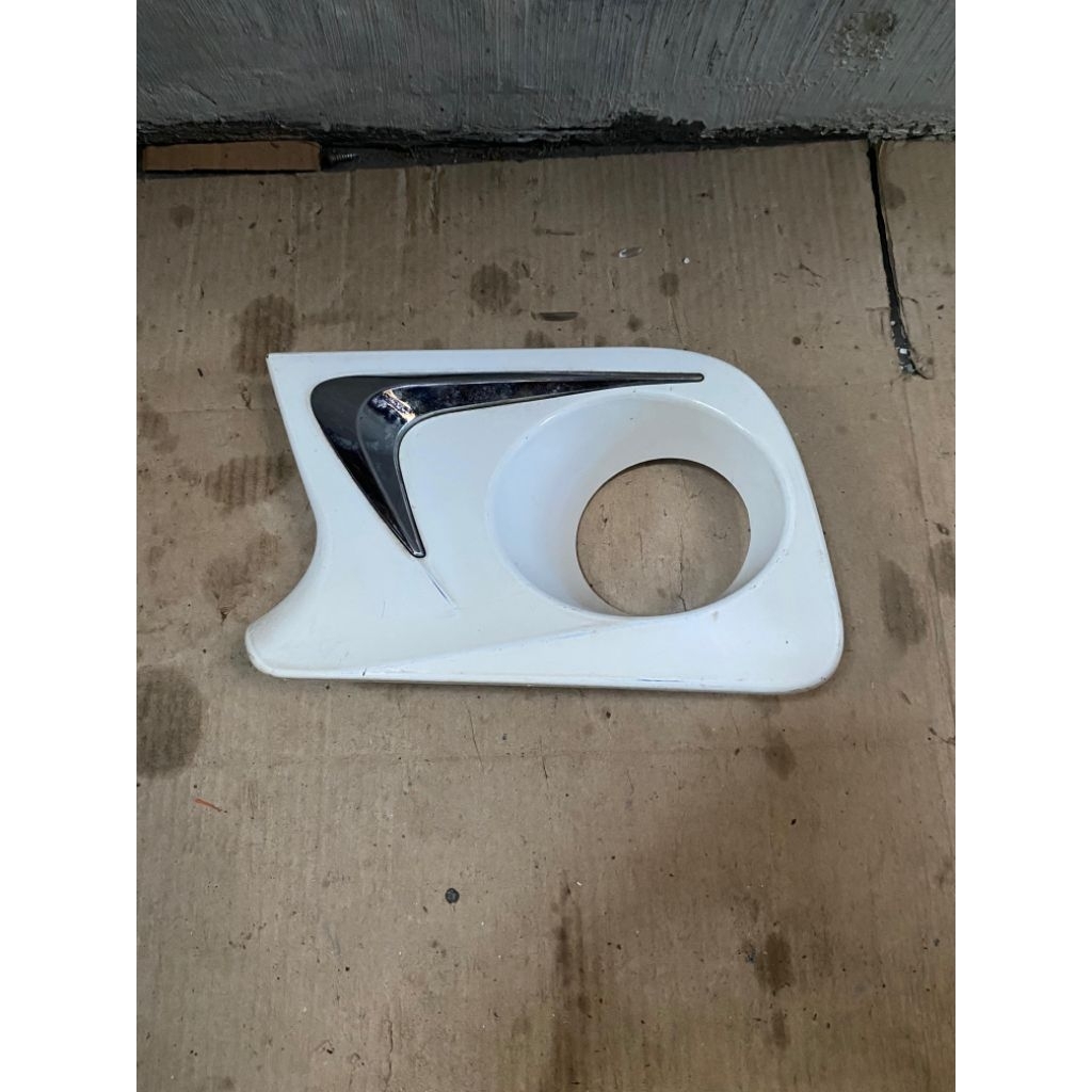 Cover ring foglamp lampu kabut avanza 2012 2014 original
