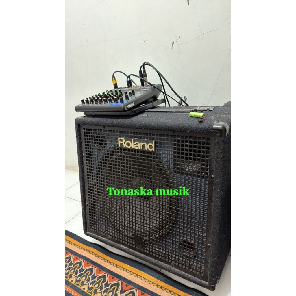 roland kc550