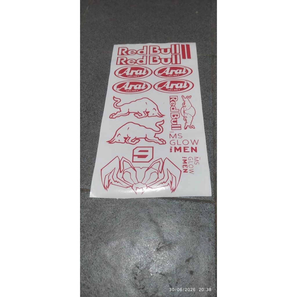 cutting stiker repaint helm veda Ega pratama