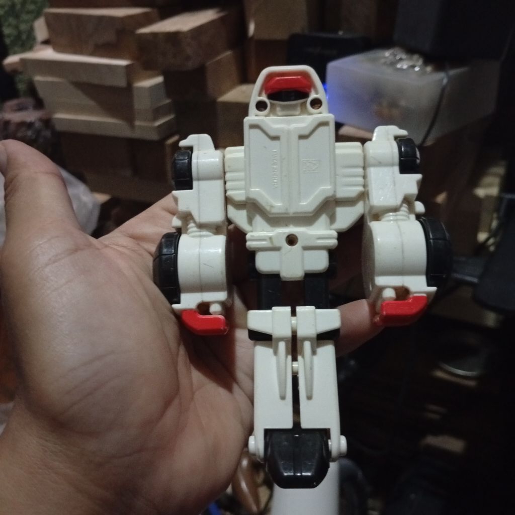 hokben toys white robot figure