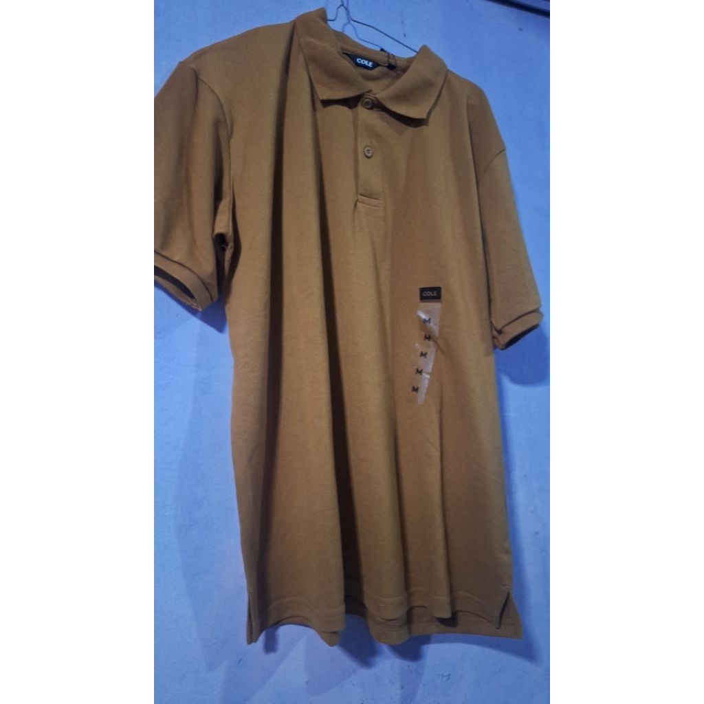 Cole baju kerah coklat size M