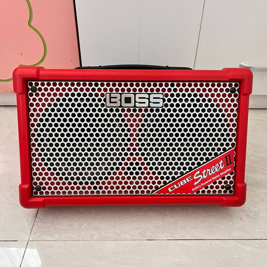 * Boss Cube Street II Red Edition Roland Cube Street