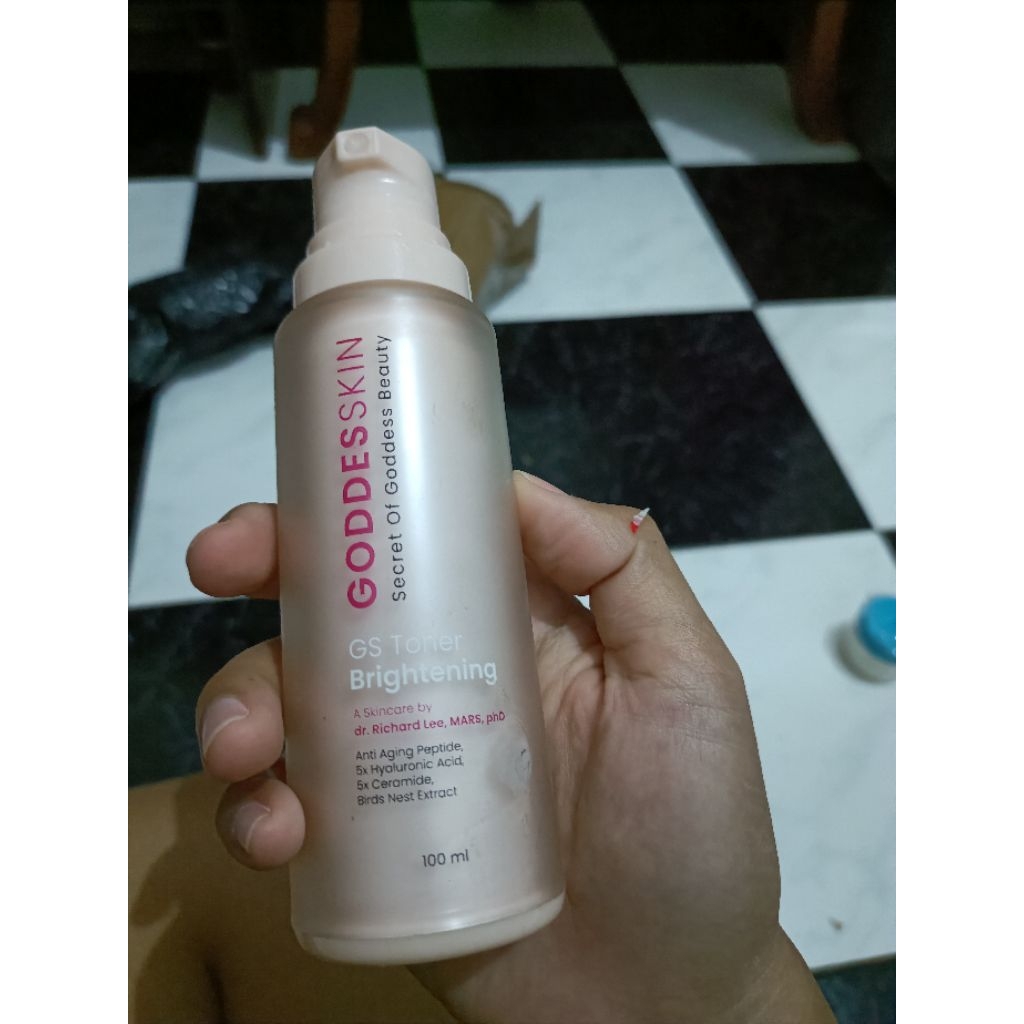 toner brightening goddeskin