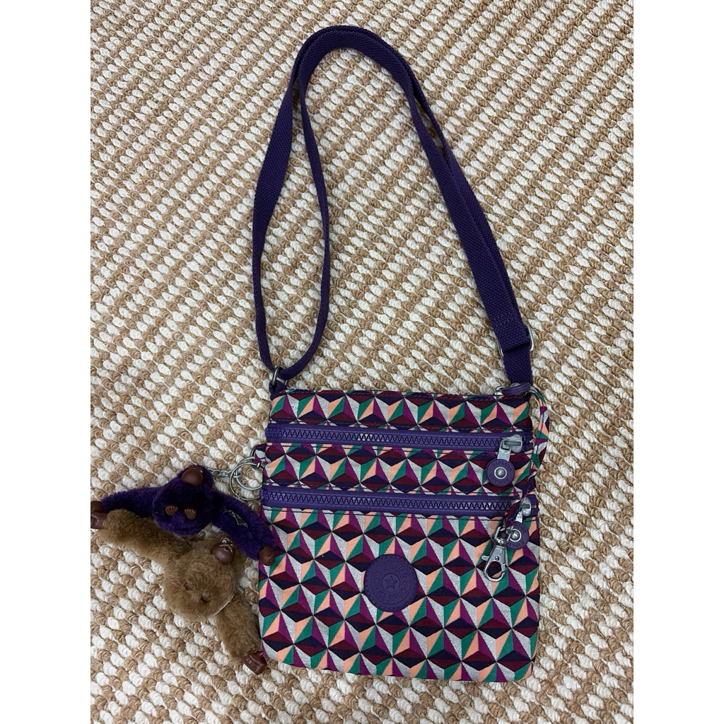 Preloved Kipling sling bag original