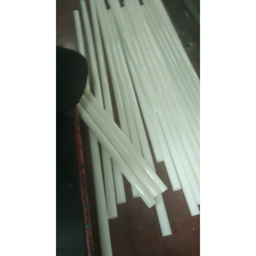Nylon / PE batang 40mm x 1m