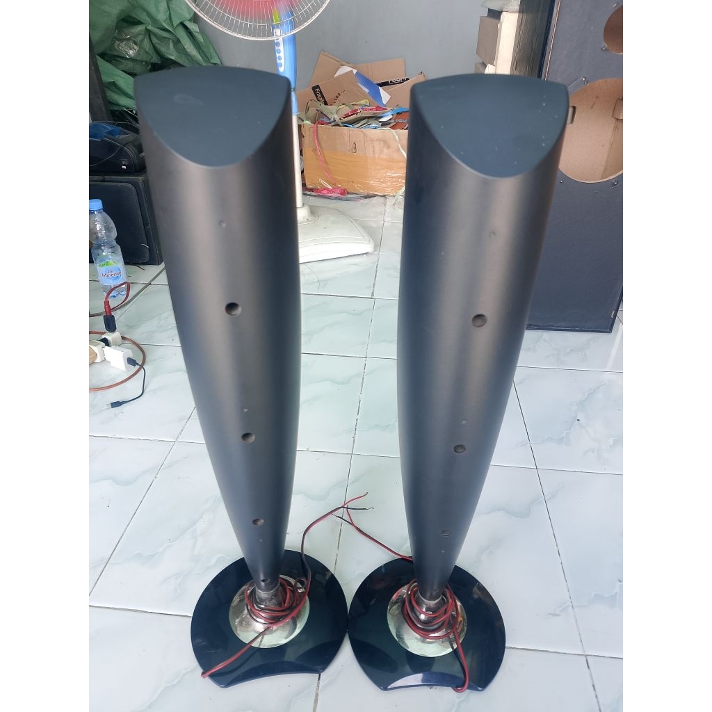 speaker Tower LG