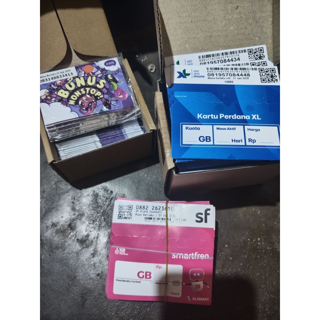 Kartu perdana plus paket 3GB, Axsis, XL, Smartfren